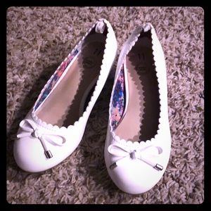 NEW healed white Paton leather dress shoes